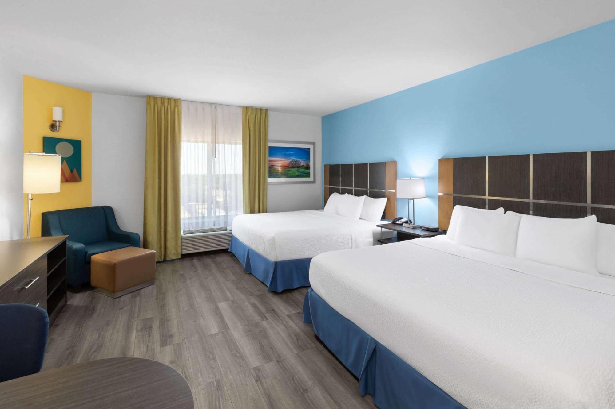 Days Inn & Suites By Wyndham Lubbock Medical Center Екстер'єр фото