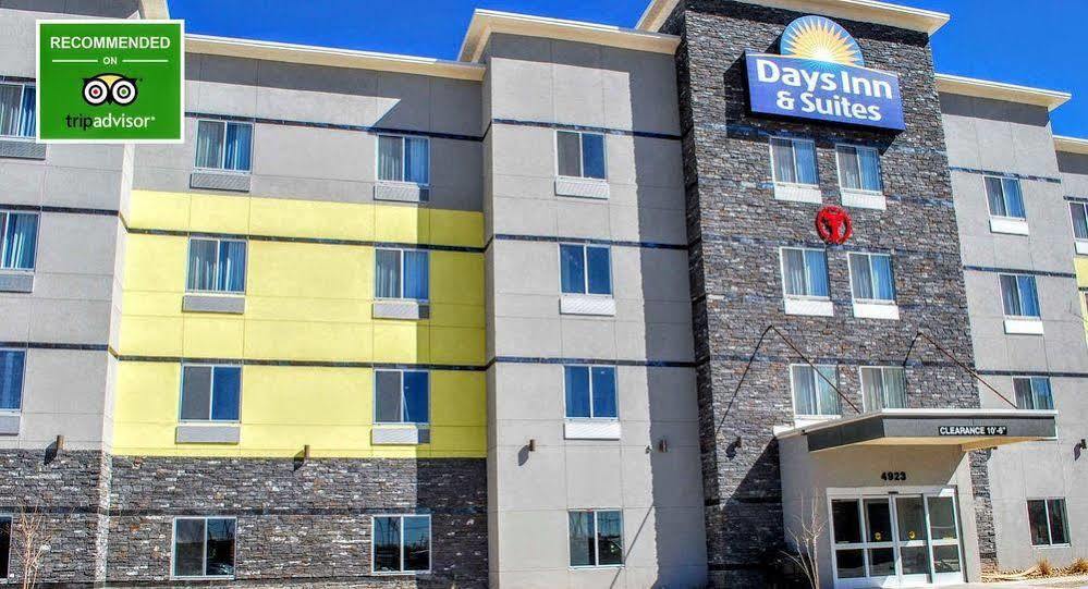 Days Inn & Suites By Wyndham Lubbock Medical Center Екстер'єр фото
